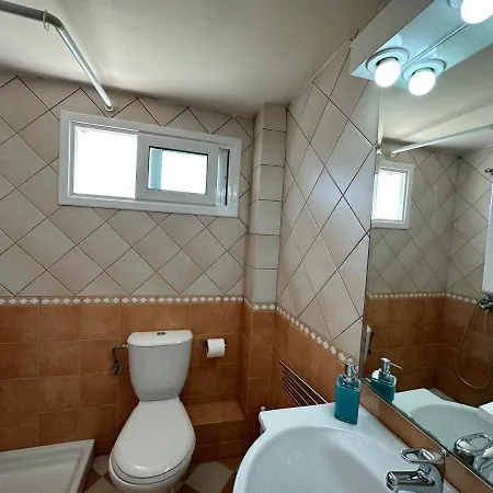 Relax In Sithonia With Ocean Views