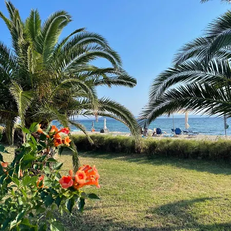 Relax In Sithonia With Ocean Views